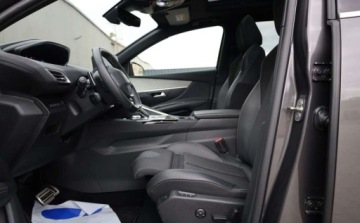 Peugeot 3008 II Plug-In Hybrid Facelifting 1.6 HYBRID 225KM 2021 Peugeot 3008 Peugeot 3008 225 e-EAT8 GT 1.6 Hybryda Plug-in 225KM, zdjęcie 15