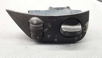 6K1941531B PŘEPÍNAČ SVĚTEL SEAT AROSA