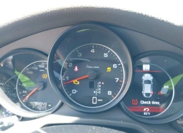 Porsche Panamera I Limuzyna Facelifting 3.6 310KM 2015 Porsche Panamera 2015, 3.6L, po gradobiciu 3.6 Benzyna 310KM, zdjęcie 11