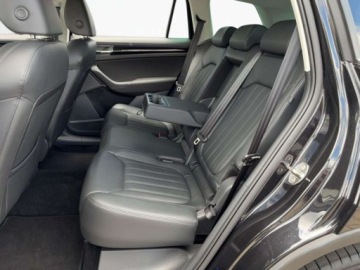 Skoda Kodiaq I SUV Facelifting 2.0 TDI SCR 200KM 2022 Skoda Kodiaq 2.0TDI 200KM 4x4 LK SerwisAso Acc Kessy Matrix Navi Virtual F, zdjęcie 9