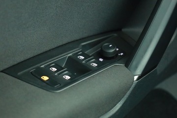 Volkswagen Tiguan II SUV Facelifting 1.5 TSI 150KM 2022 VW Tiguan 1.5 TSI, Salon Polska, Serwis ASO, DSG, zdjęcie 13