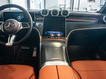 Mercedes GLC C254/X254 2026 GLC Coupe 200 d 4-Matic Avantgarde 2.0 (163KM) 2026, zdjęcie 11