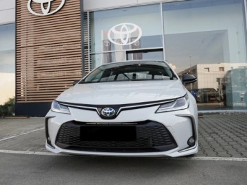Toyota Corolla XII Sedan Facelifting 1.8 Hybrid 140KM 2025 Od ręki - Comfort 1.8 Hybrid 140KM | Tempomat adaptacyjny!, zdjęcie 1