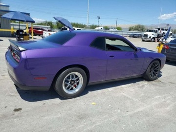 Dodge Challenger III 2016 Dodge Challenger Srt hellcat 6.2 Benzyna 707KM, zdjęcie 4