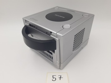 КОНСОЛЬ NINTENDO GAMECUBE DOL-001 PAL СЕРЕБРЯНАЯ