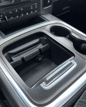 Dodge Ram IV 5.7 V8 390KM 2017 Dodge RAM Dodge RAM 5.7 Benzyna 390KM, zdjęcie 15