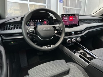 Skoda Superb IV Kombi Plug-in 1.5 TSI iV Plug-In 204KM 2025 Skoda Superb 1.5TSI PHEV 204KM Selection DSG l Gwa, zdjęcie 13