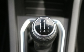 Renault Clio V Hatchback 5d 1.0 TCe 100KM 2020 Renault Clio Renault Clio V Jak Nowy Maly Przebieg Serwisowany ASO, zdjęcie 21