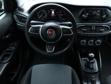 Fiat Tipo II Sedan Facelifting 1.4 Fire 95KM 2021 Fiat Tipo 1.4 16V, Salon Polska, VAT 23%, Klima, zdjęcie 6