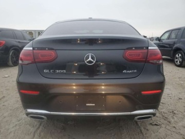 Mercedes GLC C253 2020 Mercedes-Benz GLC Coupe 300 4Matic 2020 2.0l 2.0 Benzyna 255KM, zdjęcie 2