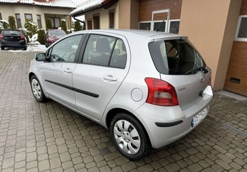 Toyota Yaris 2006 Toyota Yaris 1,3 87KM Klimatyzacka Kola latozima 1.3 Benzyna 87KM, zdjęcie 9