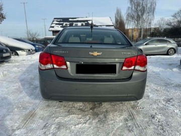 Chevrolet Cruze Sedan 2.0 TD 150KM 2010 Chevrolet Cruze Chevrolet Cruze 2,0 Diesel Zadbany Zamiana 2.0 Diesel 150KM, zdjęcie 5