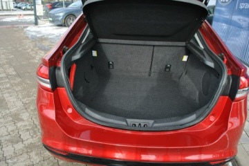 Ford Mondeo V Liftback Facelifting 2.0 EcoBlue 150KM 2020 Ford Mondeo Liftback Titanium 2,0EcoBlue 150KM A8, zdjęcie 9