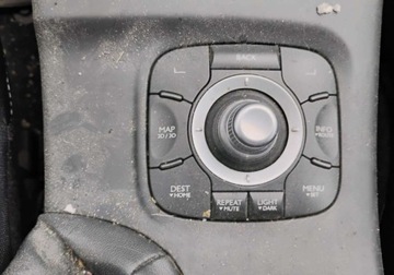 Renault Megane III Hatchback 1.5 dCi 105KM 2009 Renault Megane 2009r, 1.5 DCI. Delikatnie uszkodzony przod. Jezdzi. 1.5, zdjęcie 13