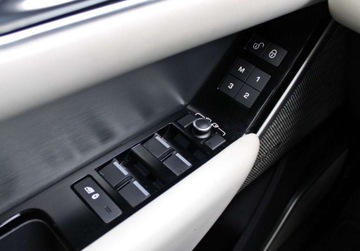 Land Rover Range Rover Velar SUV 2.0 SD4 240KM 2018 Land Rover Range Rover Velar 2.0 SD4 240 KM R-Dynamic GWARANCJA Serwis ASO, zdjęcie 34