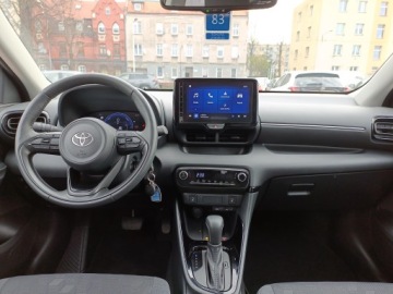 Toyota Yaris IV Hatchback 1.5 Hybrid Dynamic Force 116KM 2024 Toyota Yaris Hybrid 1.5 Style IV (2020-) 1.5 Hybry, zdjęcie 13