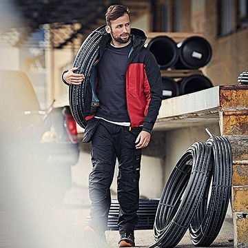 Классическая футболка Snickers 2502 S