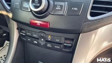 Honda Accord VIII Kombi 2.0 VTEC 156KM 2009 Honda Accord 2.0BENZ Automat climatronic 100 bezwypadek tempomat 2.0 156KM, zdjęcie 16