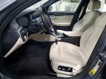 BMW Seria 5 G30-G31 2020 BMW Seria 5 530XE 2020 2.0 Hybryda Plug-in 248KM, zdjęcie 7