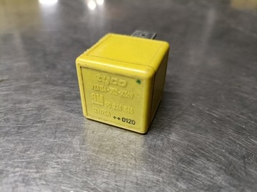 Реле Tyco V23134j52X369 12V 70A Opel OE 90226846 желтое