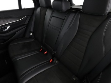 Mercedes Klasa E W213 Kombi 2.0 300de 316KM 2020 Mercedes E 200 PHEV full LED navi skóra/alcantara, zdjęcie 16