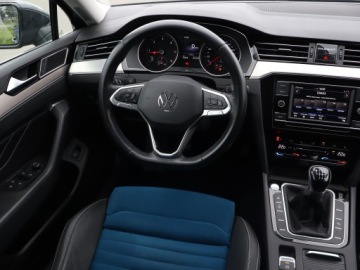 Volkswagen Passat B8 Limousine Facelifting 2.0 TDI SCR 150KM 2021 VW Passat 2.0 TDI, Salon Polska, 1. Właściciel, zdjęcie 6