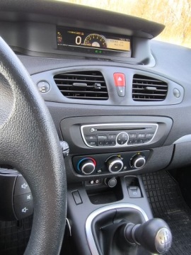 Renault Scenic III Van Facelifting 1.6 16v 110KM 2012 Renault Scenic Megane, zdjęcie 11