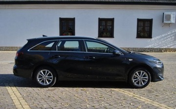 Kia Ceed III Kombi Facelifting 1.5 T-GDI 160KM 2023 Kia Ceed GWARANCJA, 2023r, 1.5 Benzyna 160KM, Automat, Niski przebieg, zdjęcie 18