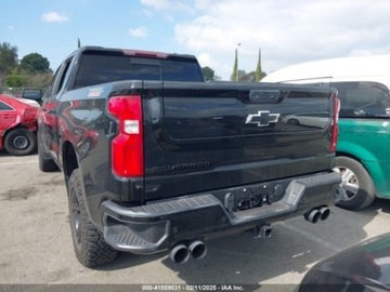 Chevrolet Silverado II 2021 Chevrolet Silverado 2021r., 4x4, 6.2L 6.2 Benzyna 420KM, zdjęcie 2