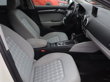 Audi A3 8V Hatchback 3d 1.4 TFSI 125KM 2014 Audi A3 1.4 TFSI, Salon Polska, Serwis ASO, zdjęcie 8