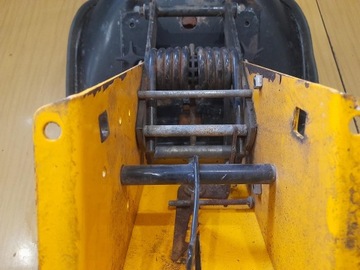 СИДЕНЬЕ STIGA V401 HST BRIGGS 12HP КАРКАС СИДЕНЬЯ