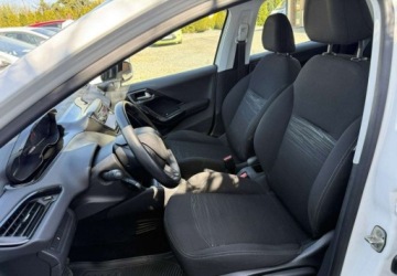 Peugeot 208 I Van 1.4 HDI 68KM 2013 Peugeot 208 1,4 HDi 68KM Klimatyzacja Opony latozima 1.4 Diesel 68KM, zdjęcie 16