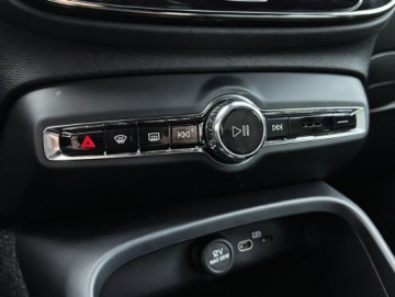 Volvo XC40 Crossover Facelifting 2.0 B3 163KM 2025 Volvo XC 40 B3 Plus Dark | Driver Assist | Kamera, zdjęcie 15