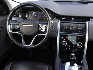 Land Rover Discovery Sport SUV Facelifting 2.0 P I4 200KM 2021 Land Rover Discovery Sport P200, Salon Polska, zdjęcie 6