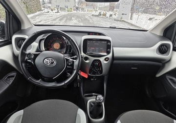 Toyota Aygo II Hatchback 5d 1.0 VVT-i 69KM 2016 Toyota Aygo Benzyna 69KM, zdjęcie 11