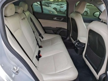 Alfa Romeo Giulia II Sedan Facelifting 2.0 Turbo 280KM 2020 Alfa Romeo Giulia 2020 2.0 Benzyna 280KM, zdjęcie 10