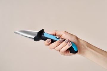 ШИРОКИЙ МЕТАЛЛИЧЕСКИЙ ШПАТЕЛЬ CELLFAST ERGO 42-001 SafeTouch БЛЕСТКИ