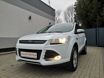 Ford Kuga II SUV 2.0 Duratorq TDCi 140KM 2014 Ford Kuga 2.0TDCI 140KM Klimatyzacja Tempomat Nawi