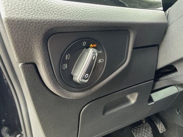 Volkswagen Touran III 2.0 TDI 150KM 2020 Volkswagen Touran 2.0 Diesel 150KM, zdjęcie 20