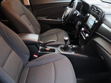  SsangYong Tivoli 1.5 T-GDI, Salon Polska, zdjęcie 8