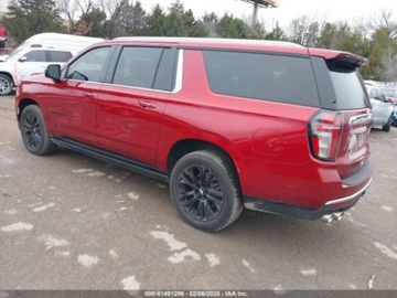 Chevrolet Suburban GMT900 2021 Chevrolet Suburban Premier 2021 5.3l 5.3 Benzyna 355KM, zdjęcie 2