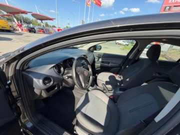 Fiat Bravo II Hatchback 5d 1.4 T-JET 16V 120KM 2009 Fiat Bravo ZAMIEŃ swoje auto zostaw w rozliczeniu – Dowóz pod dom, zdjęcie 8