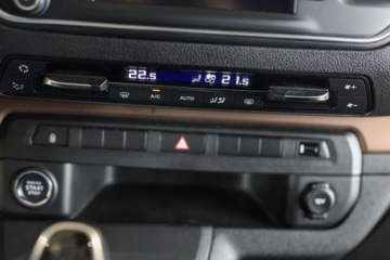 Toyota 2022 Toyota Proace Verso 2.0 D4-D Long Family 2.0 Diesel 145KM, zdjęcie 33