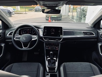 Volkswagen T-Roc I SUV Facelifting 1.5 TSI ACT 150KM 2025 Volkswagen T-Roc Final Edition 1.5 TSI DSG, zdjęcie 8
