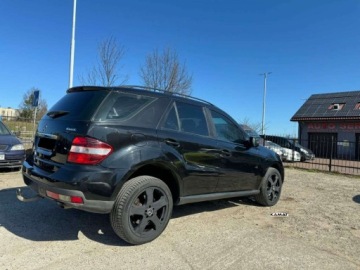 Mercedes Klasa M W164 Off-roader Facelifting 3.0 V6 (350 CDI) 231KM 2011 Mercedes-Benz ML Mercedes-Benz ML 350 CDI 4MATIC Zamiana 3.0 Diesel 231KM, zdjęcie 3