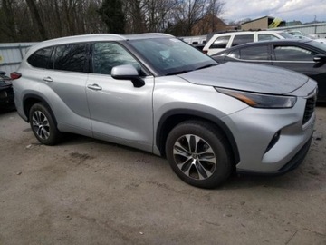 Toyota Highlander III 2022 Toyota Highlander xle 3.5l niski przebieg, od ubezpieczalni 3.5 Benzyna, zdjęcie 4