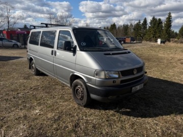 Volkswagen Caravelle T4 1998 Volkswagen Caravelle Syncro 4x4 klima grzane fotele 280 tys km 2.4 diesel, zdjęcie 1