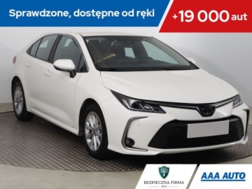 Toyota Corolla XII Sedan 1.5 VVT-i 125KM 2022 Toyota Corolla 1.5 VVT-i, Salon Polska
