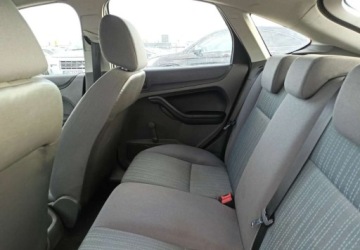 Ford Focus II Sedan 1.8 Duratorq TDCi 115KM 2006 Ford Focus Ford Focus 1.8 Diesel 115KM, zdjęcie 13