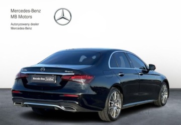 Mercedes Klasa E W213 Limuzyna 2.0 220d 194KM 2020 Mercedes-Benz Klasa E REZERWACJA SalonPL Od Dealera 4Matic AMG Line Kamera, zdjęcie 4